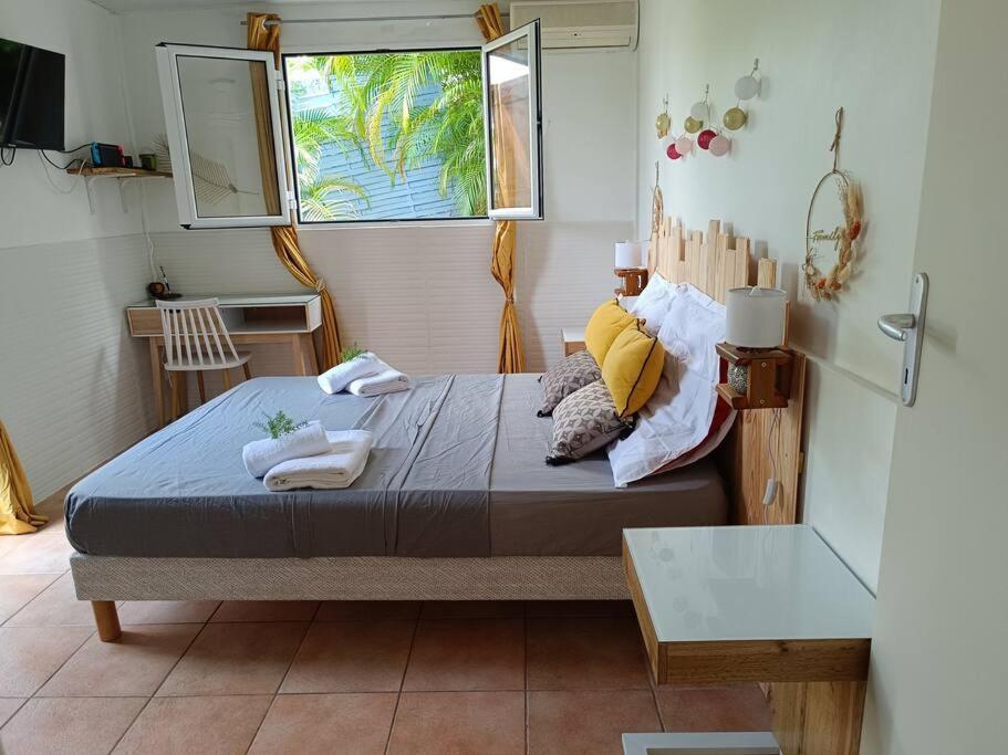 T1 Bis A Proximite De La Plage Le Gosier  Luaran gambar